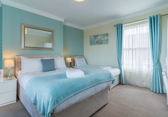 Room 4 - Golden Sands